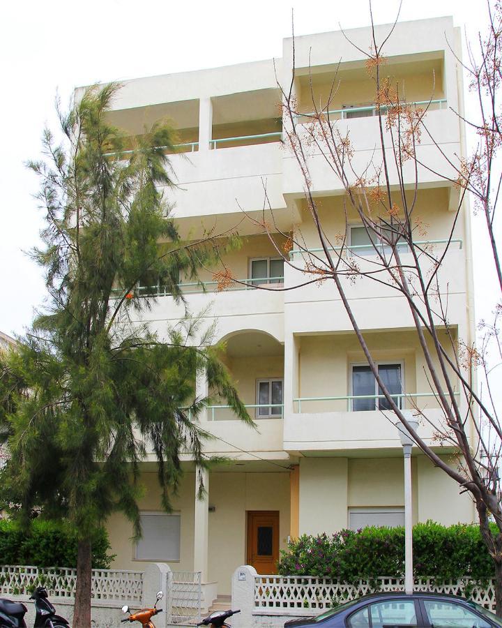 The Sky Yard Eclectic Studios Rhodes City ภายนอก รูปภาพ