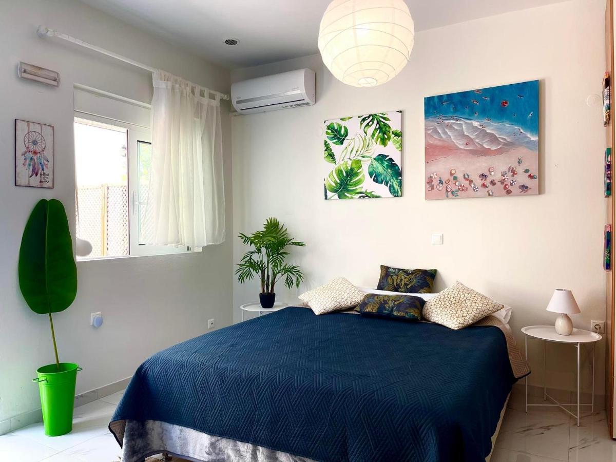 The Sky Yard Eclectic Studios Rhodes City ภายนอก รูปภาพ
