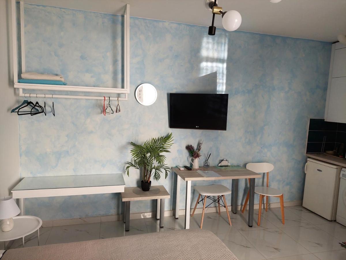 The Sky Yard Eclectic Studios Rhodes City ภายนอก รูปภาพ